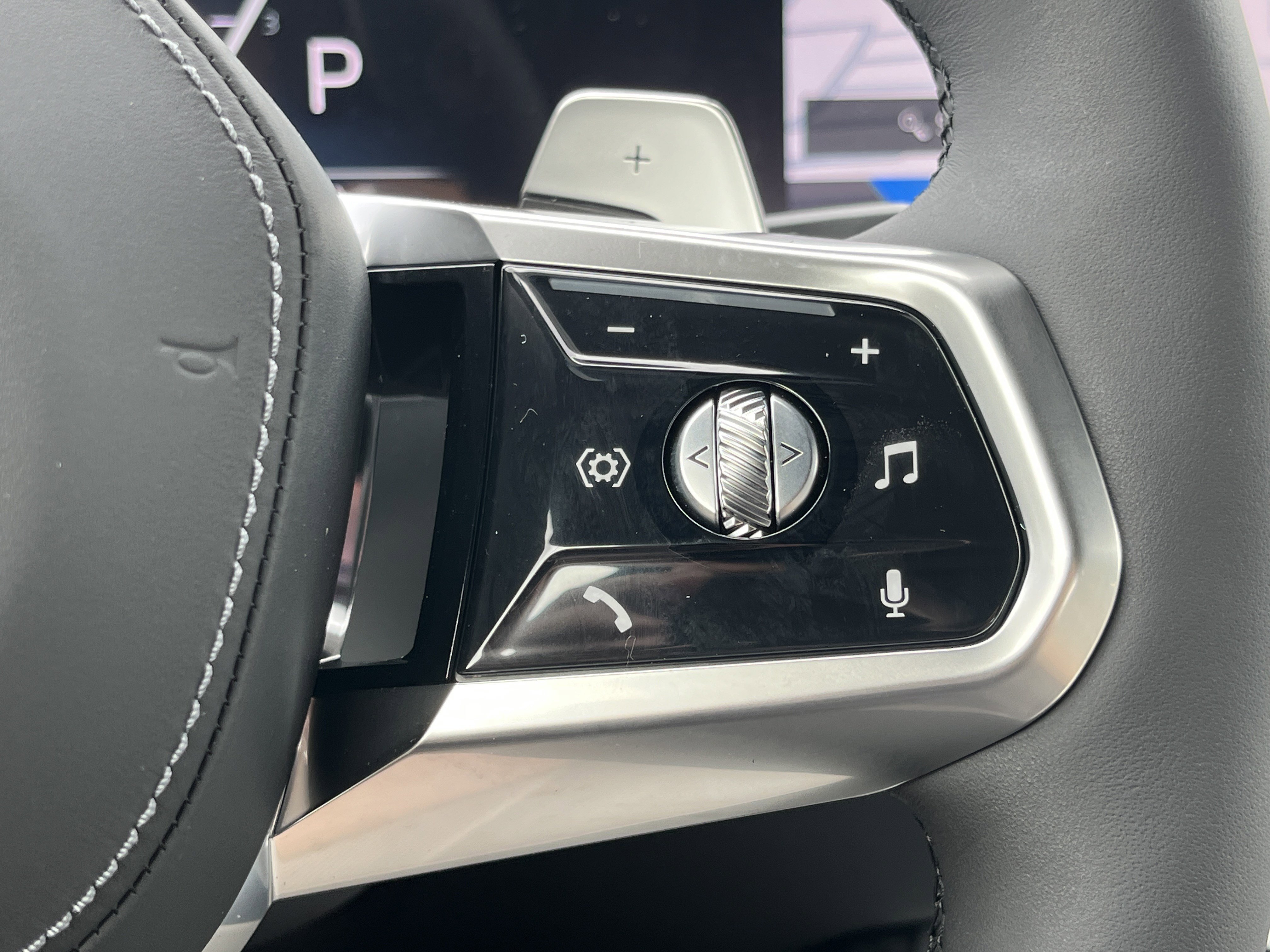 New 2026 BMW 740i image 12