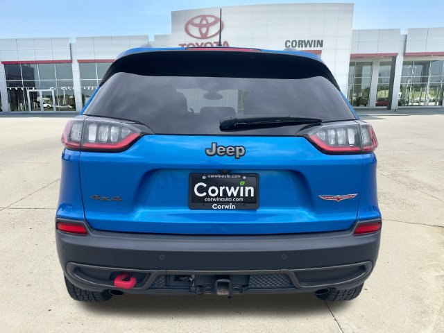 Used 2019 Jeep Cherokee Trailhawk w/ Cold Weather Group AWD/4WD image 4