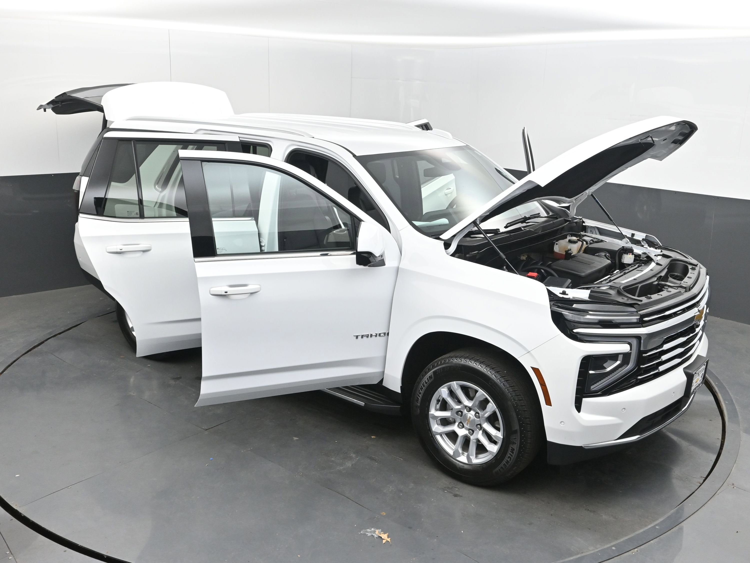 Certified 2025 Chevrolet Tahoe LT AWD/4WD image 39