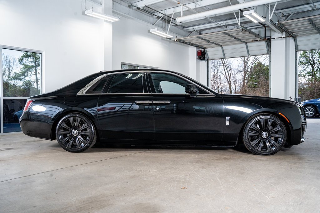 Used 2022 Rolls-Royce Ghost image 5