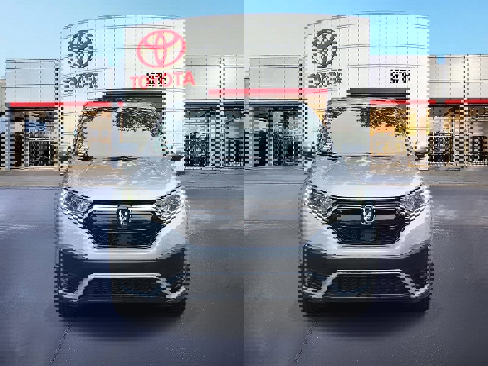 Used 2021 Honda CR-V EX image 2