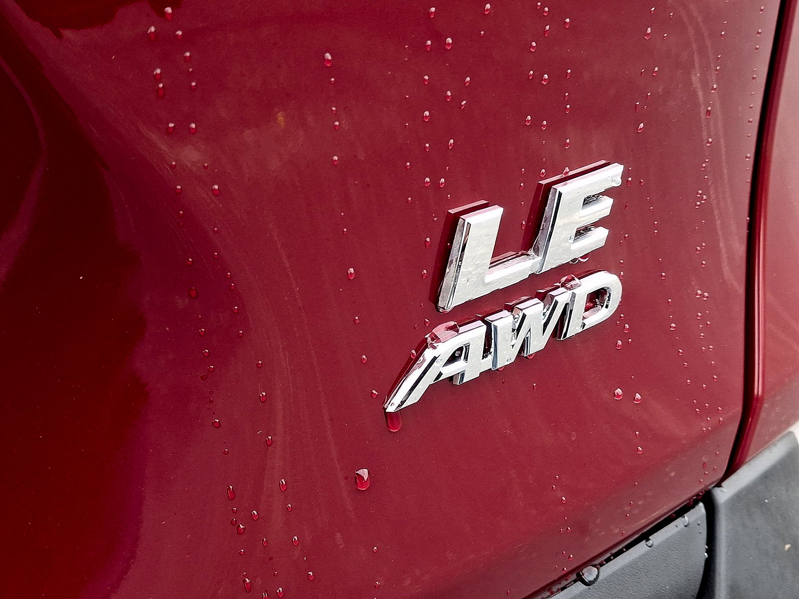 Used 2019 Toyota RAV4 LE w/ All Weather Liner Package AWD/4WD image 23