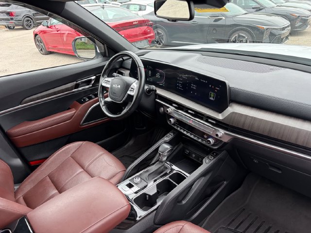 Certified 2024 Kia Telluride EX FWD image 9