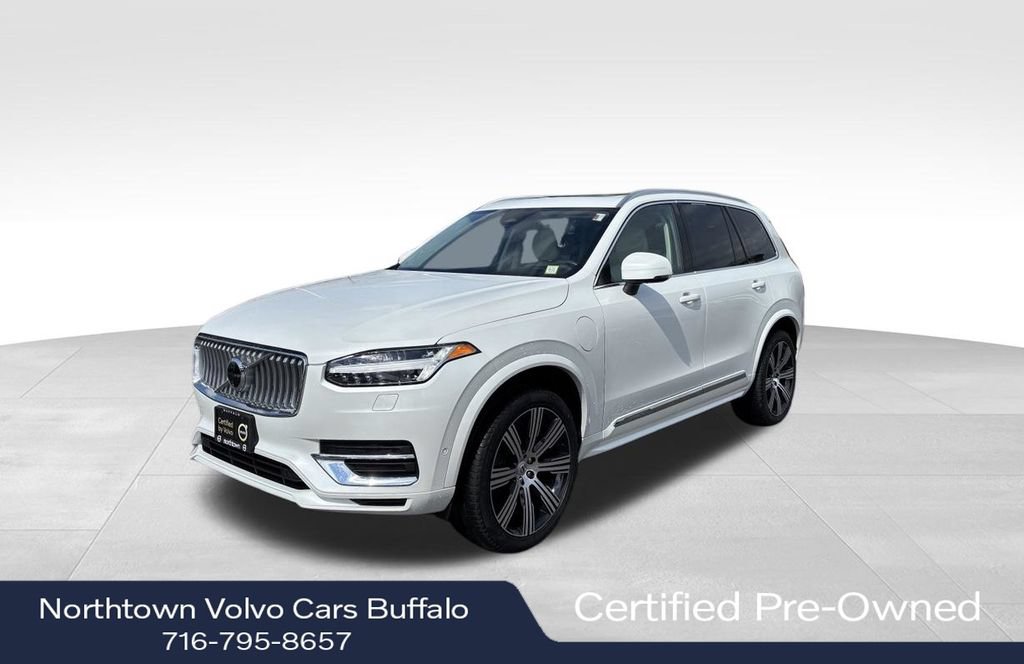 Used 2024 Volvo XC90 T8 Ultimate w/ Protection Package Premier AWD/4WD image 1