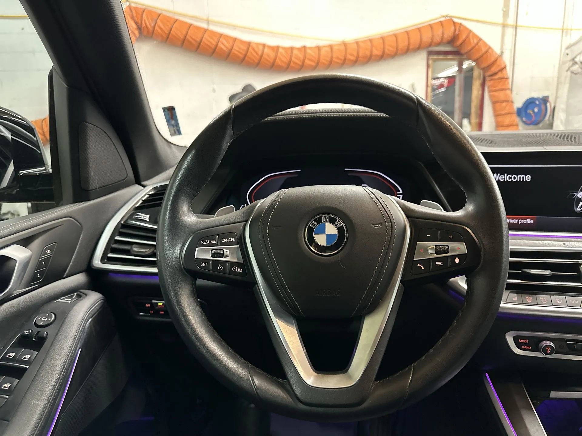Used 2022 BMW X5 sDrive40i w/ Premium Package RWD image 16