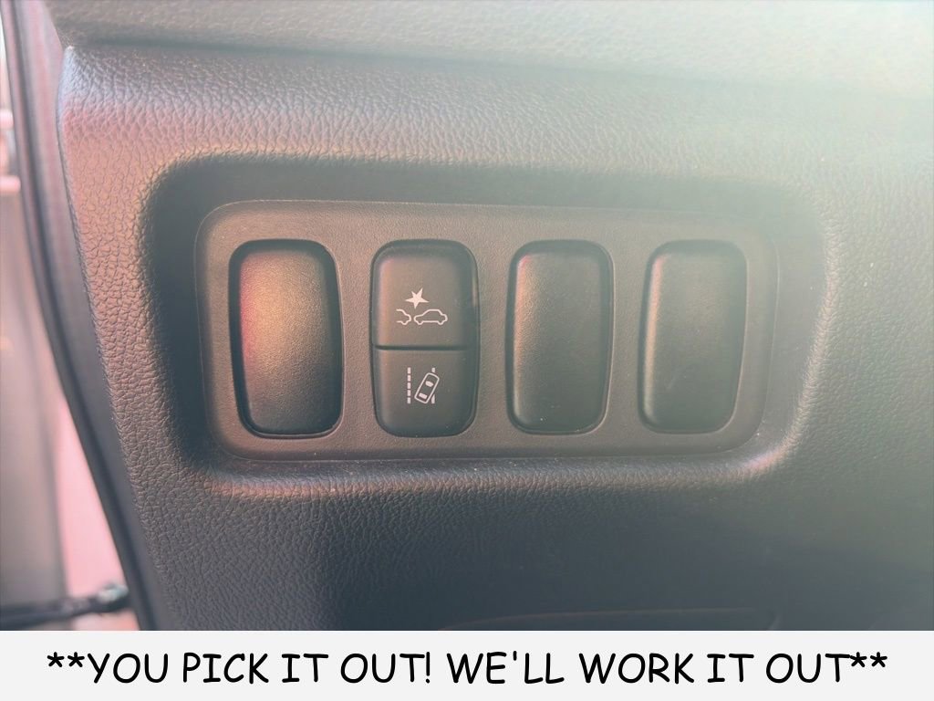 Used 2021 Mitsubishi Outlander Sport Black Edition FWD image 12