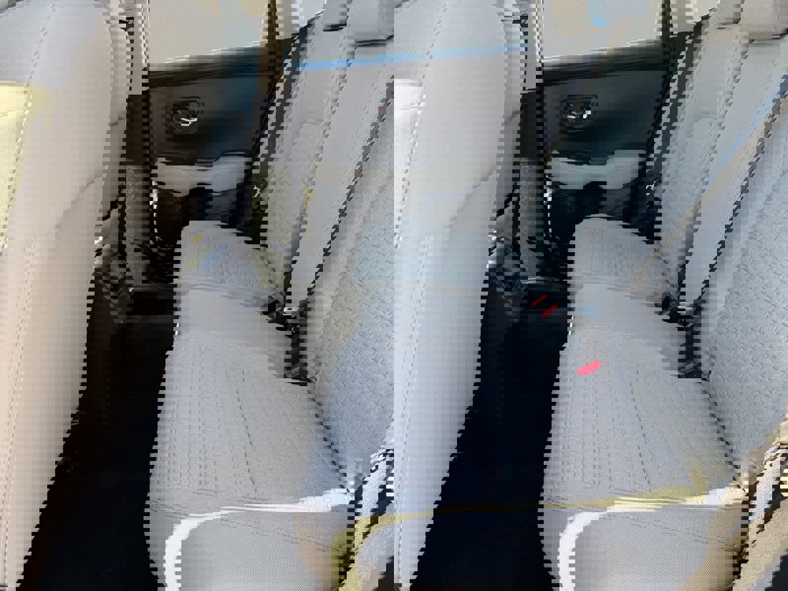 Used 2023 Honda HR-V LX image 19