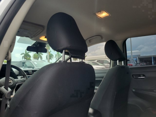 Used 2025 Nissan Versa SR w/ Trunk Package FWD image 12