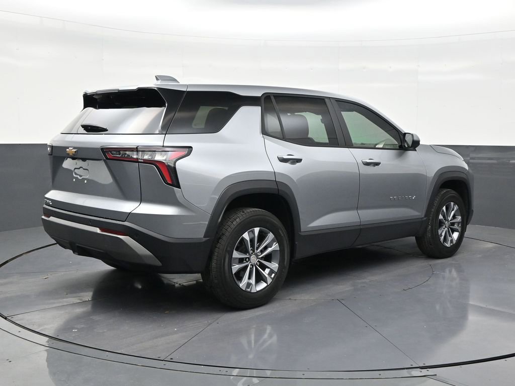 Used 2025 Chevrolet Equinox LT w/ Safety and Technology Package image 5