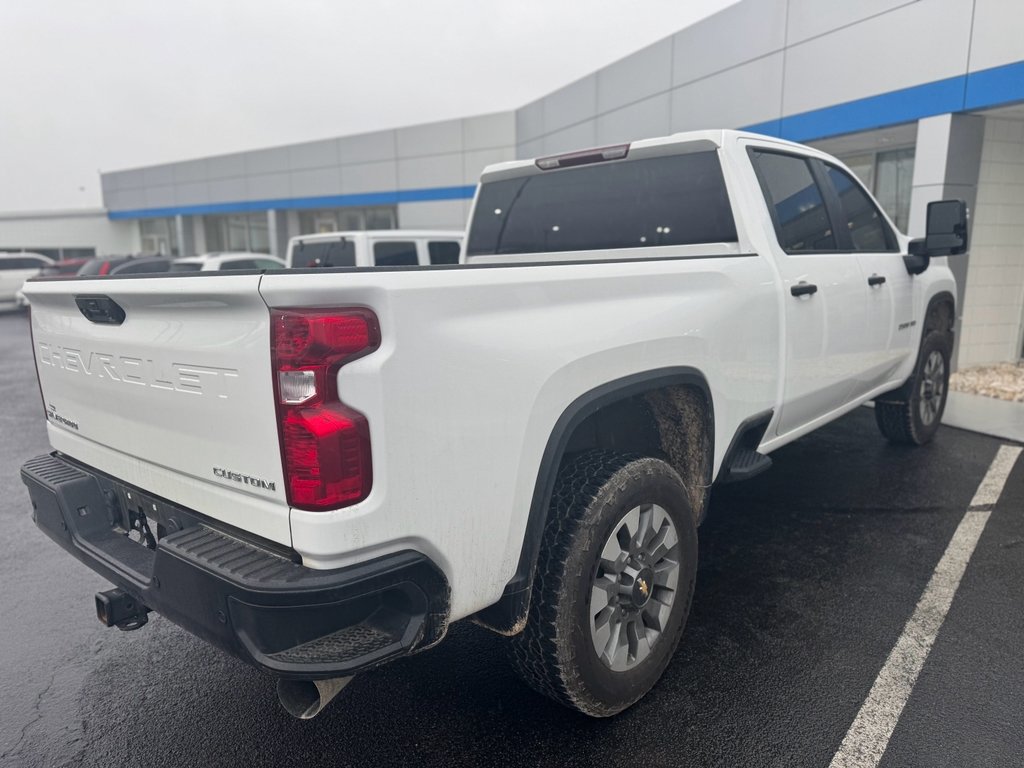 Used 2025 Chevrolet Silverado 2500 Custom w/ Custom Value Package image 4