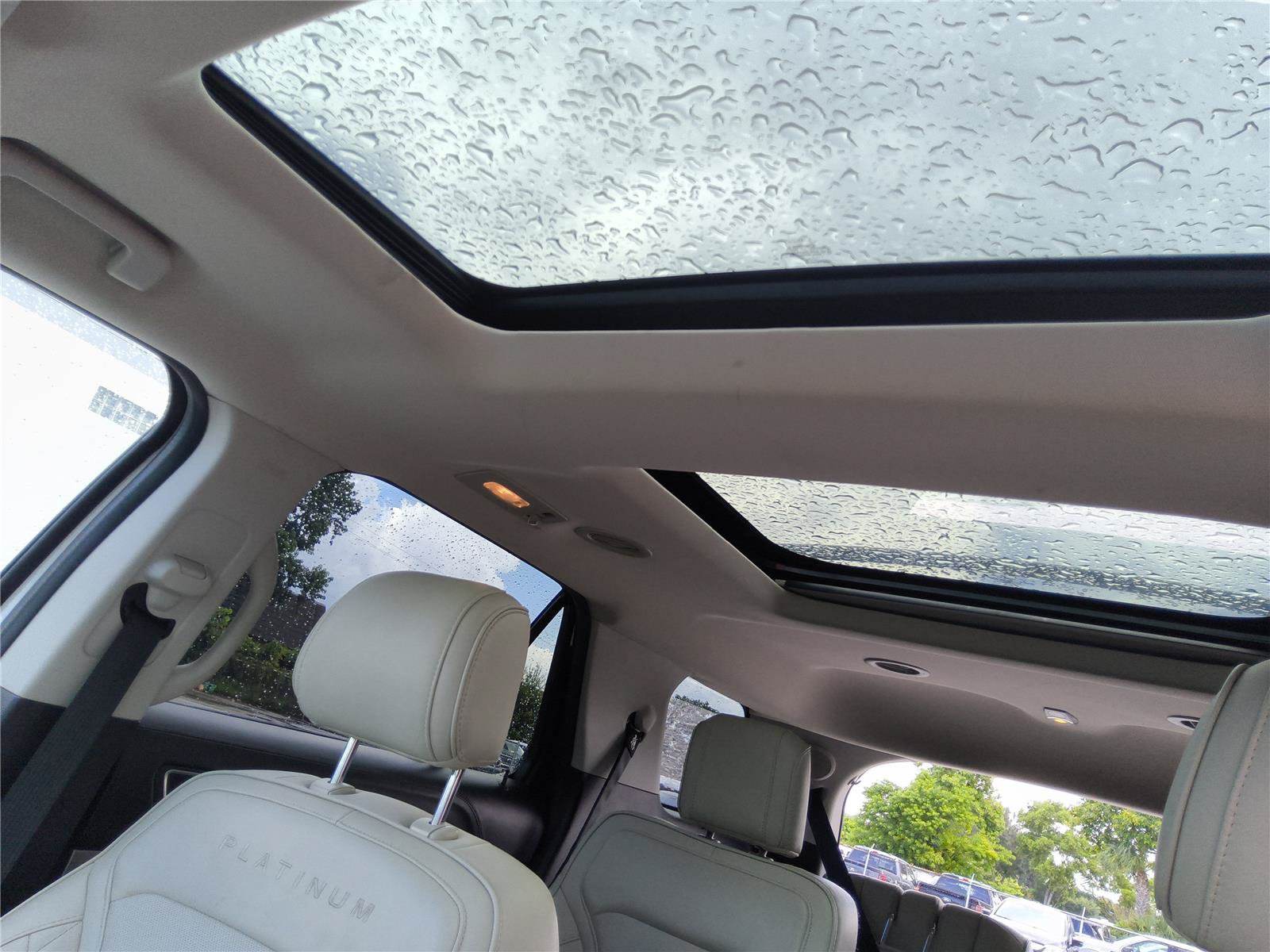Certified 2017 Ford Explorer Platinum AWD/4WD image 19