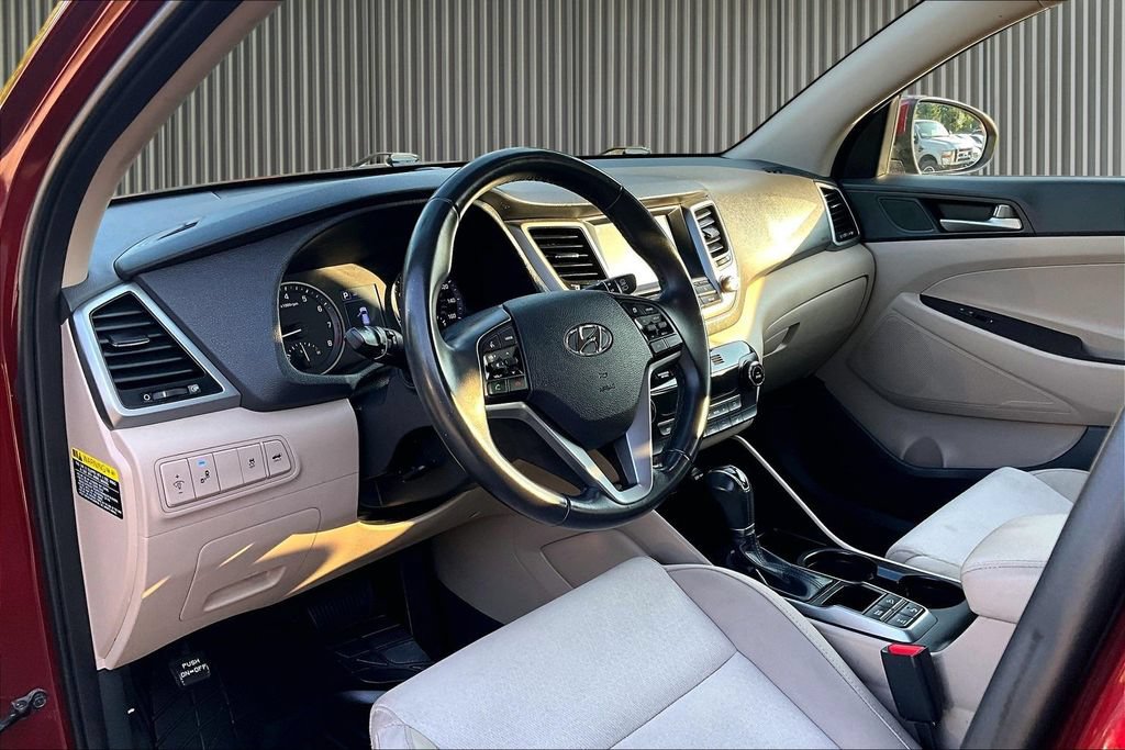 Used 2018 Hyundai Tucson Value AWD/4WD image 14