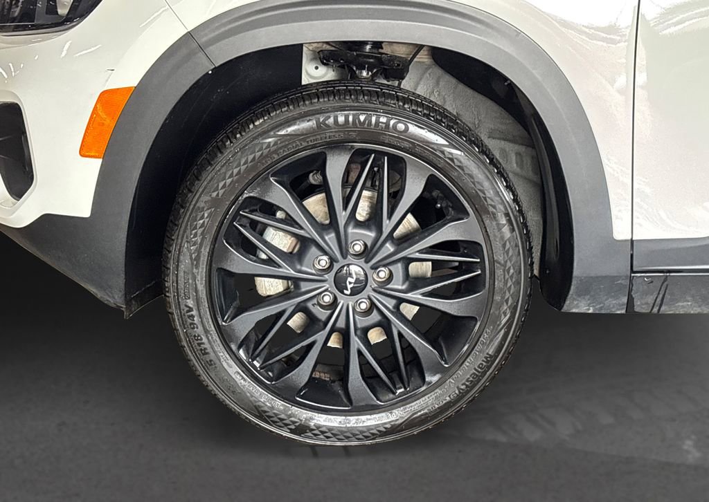 Certified 2023 Kia Seltos Nightfall Edition image 12