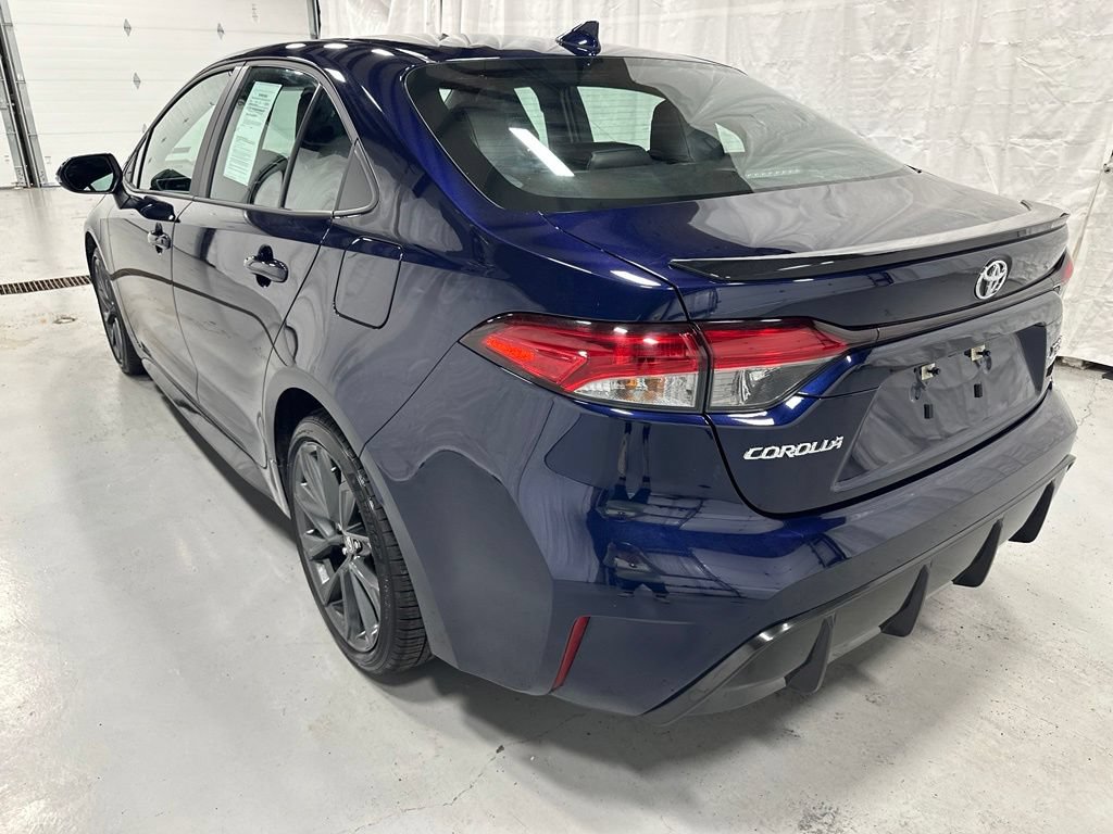 Used 2026 Toyota Corolla XSE FWD image 5