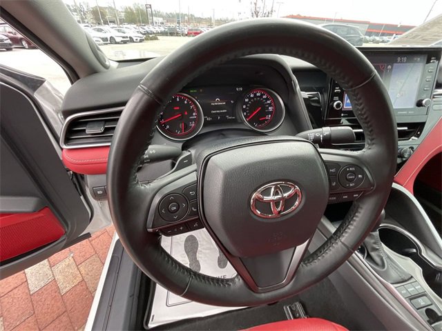 Used 2023 Toyota Camry XSE image 12