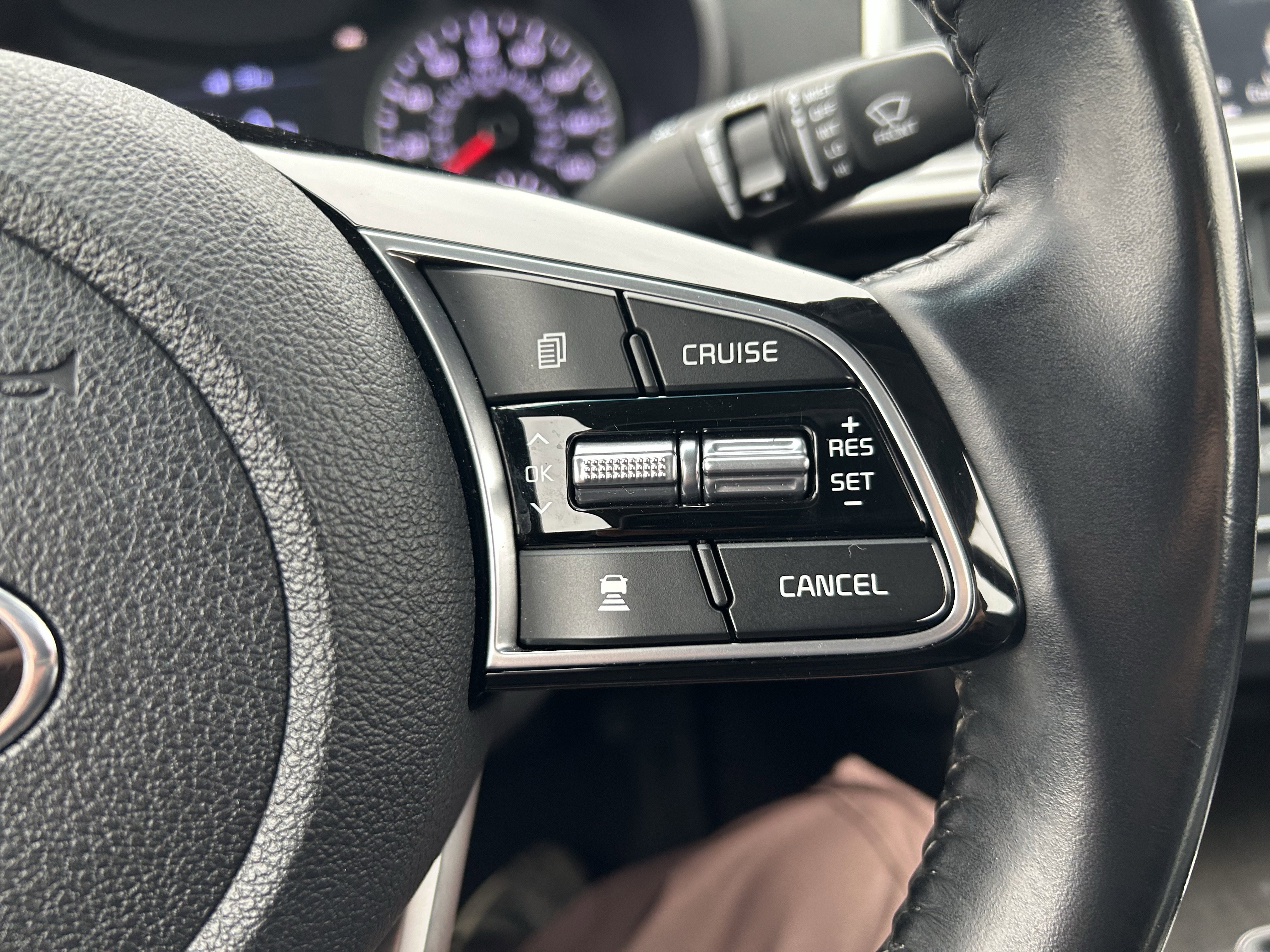 Used 2019 Kia Optima EX image 17