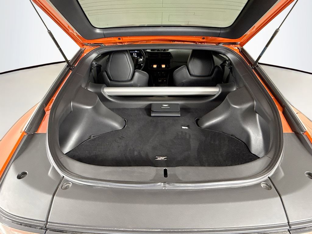 Used 2024 Nissan Z Performance w/ Heritage Edition image 26