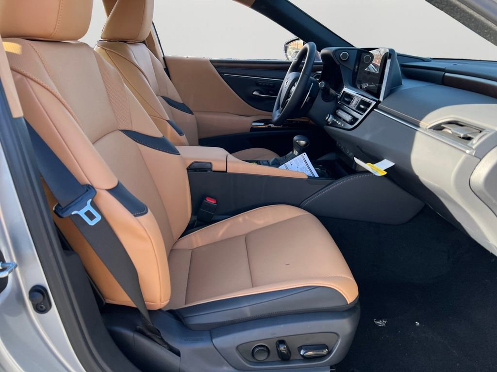 New 2025 Lexus ES 350 w/ Premium Package image 5