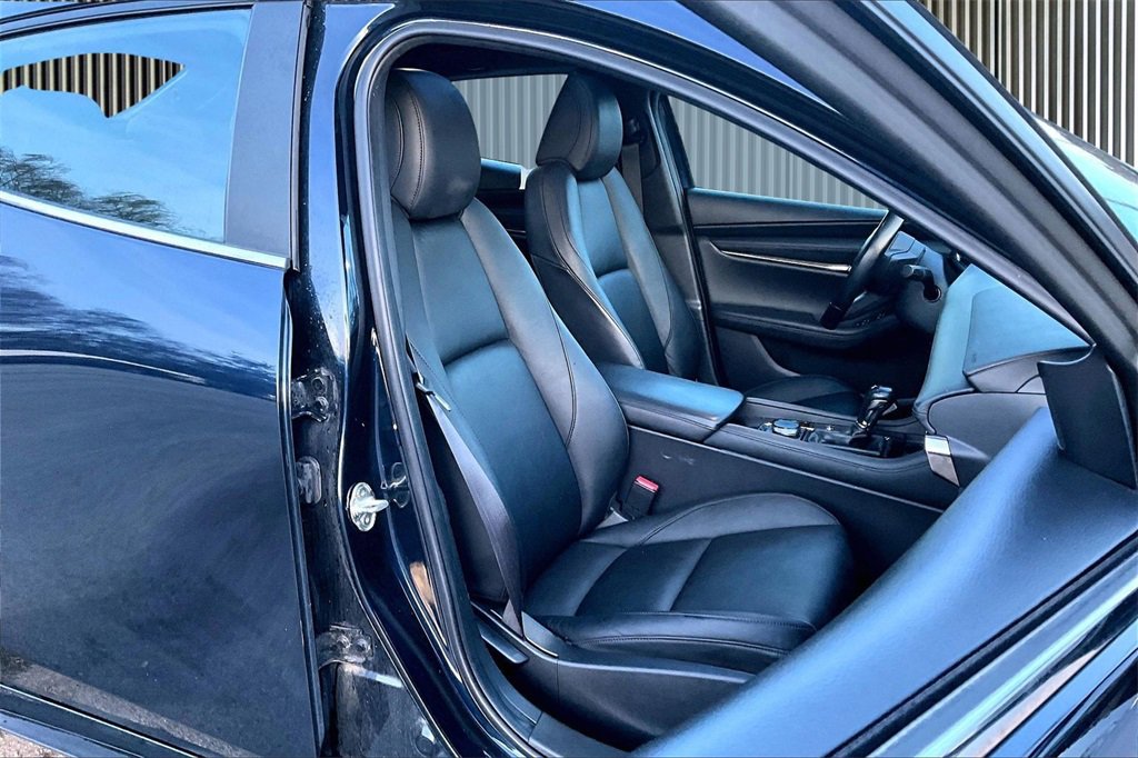 Used 2023 MAZDA MAZDA3 s image 7