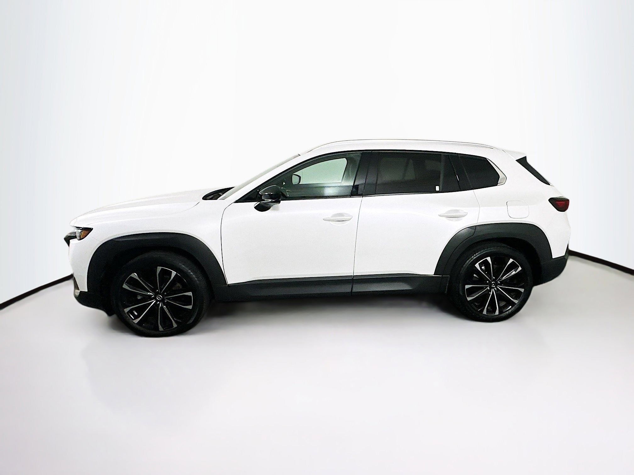 Used 2025 MAZDA CX-50 AWD 2.5 S w/ Premium Plus Pkg image 4