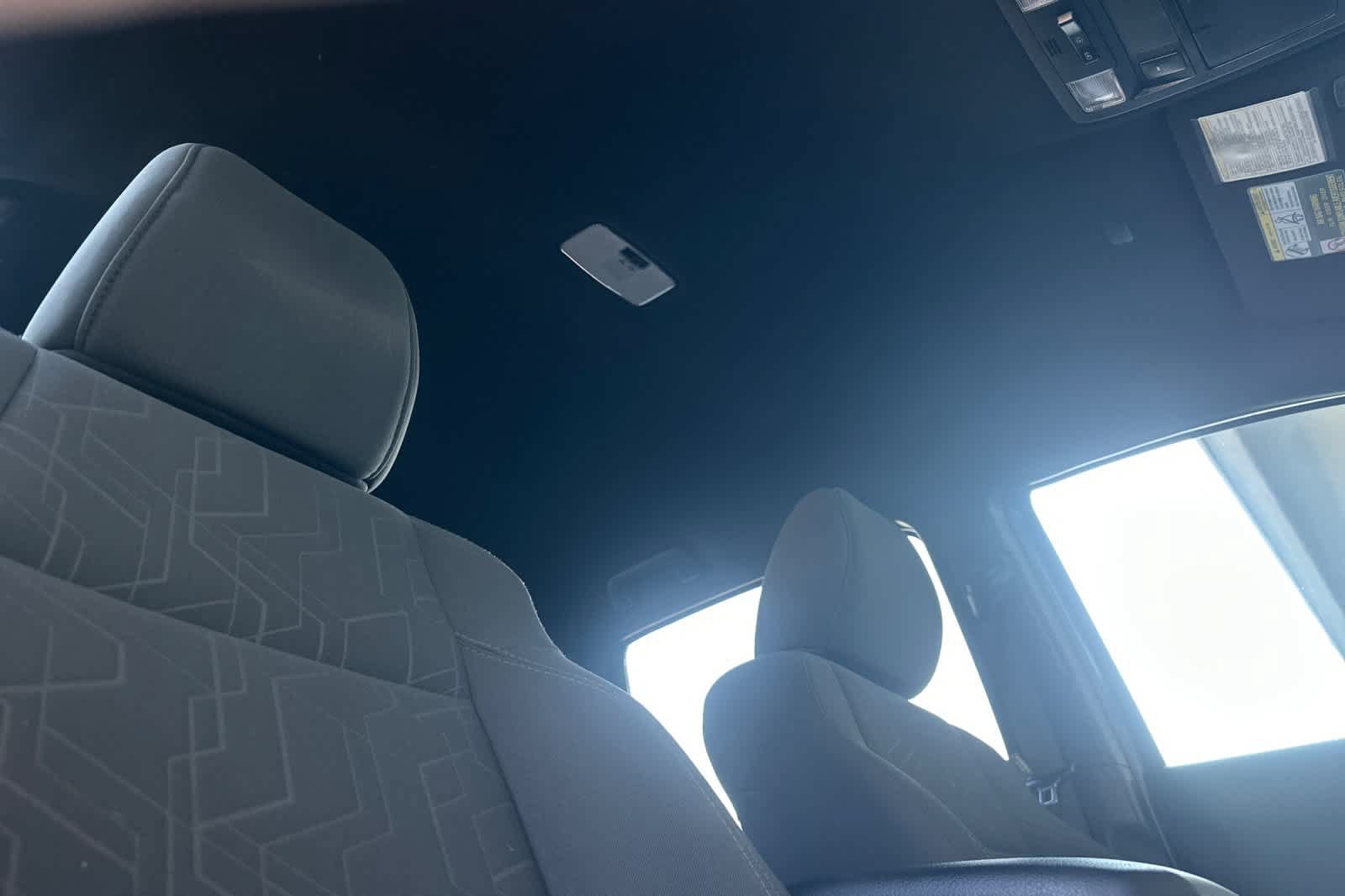 Used 2019 Toyota Tacoma TRD Sport AWD/4WD image 16