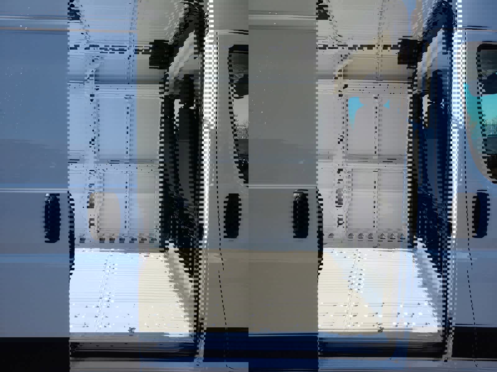 New 2026 RAM ProMaster 2500 w/ Premium Convenience Group image 21