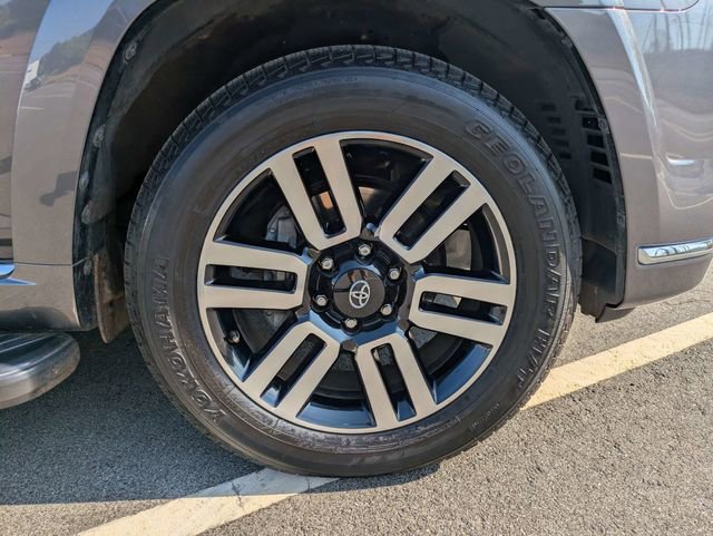 Used 2022 Toyota 4Runner Limited RWD image 11