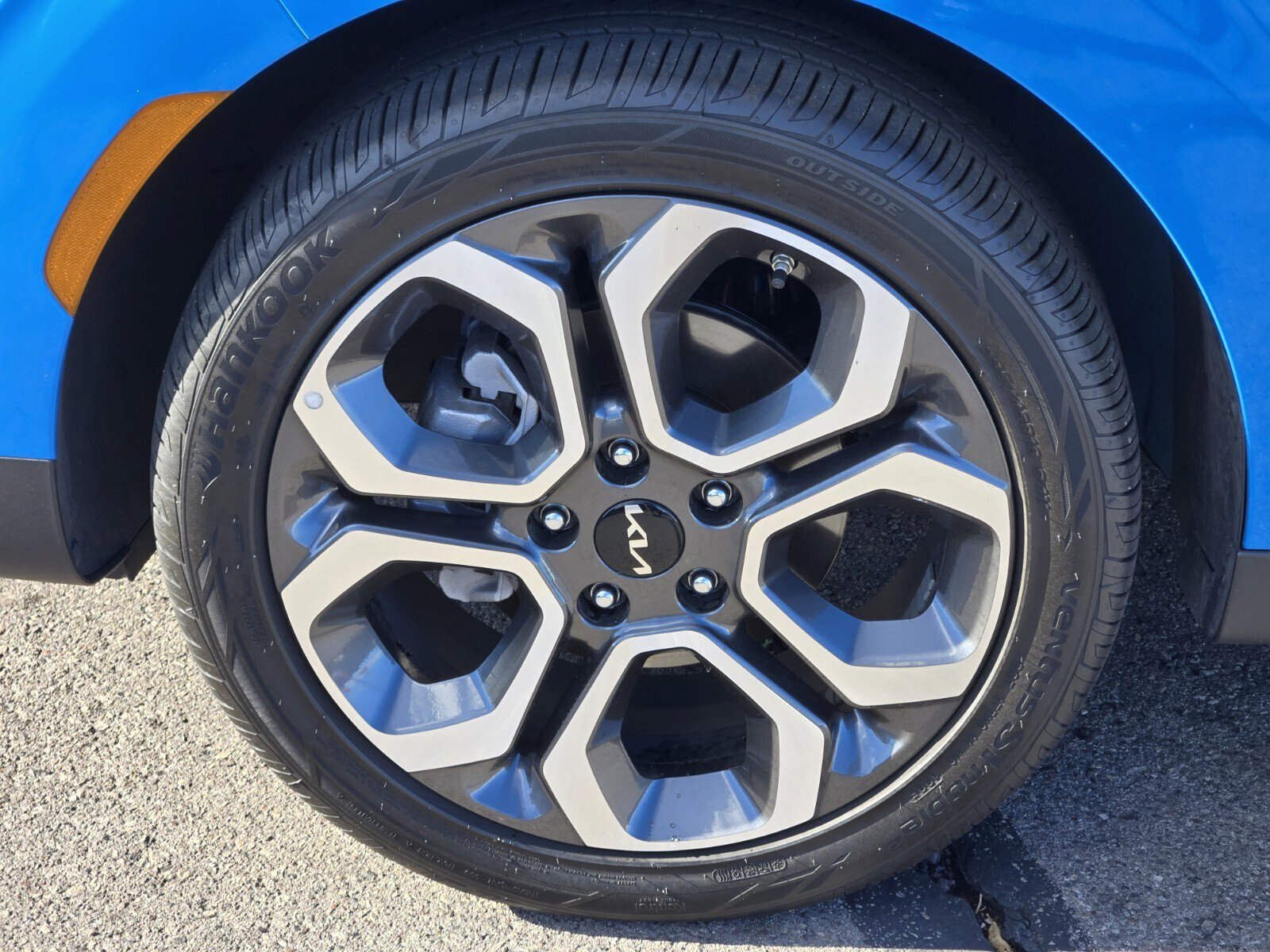 Certified 2025 Kia Soul EX image 10