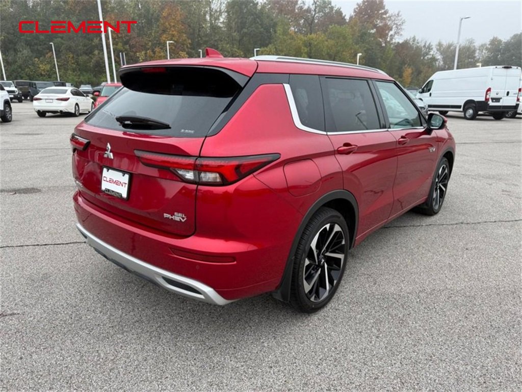 Used 2024 Mitsubishi Outlander SEL image 11
