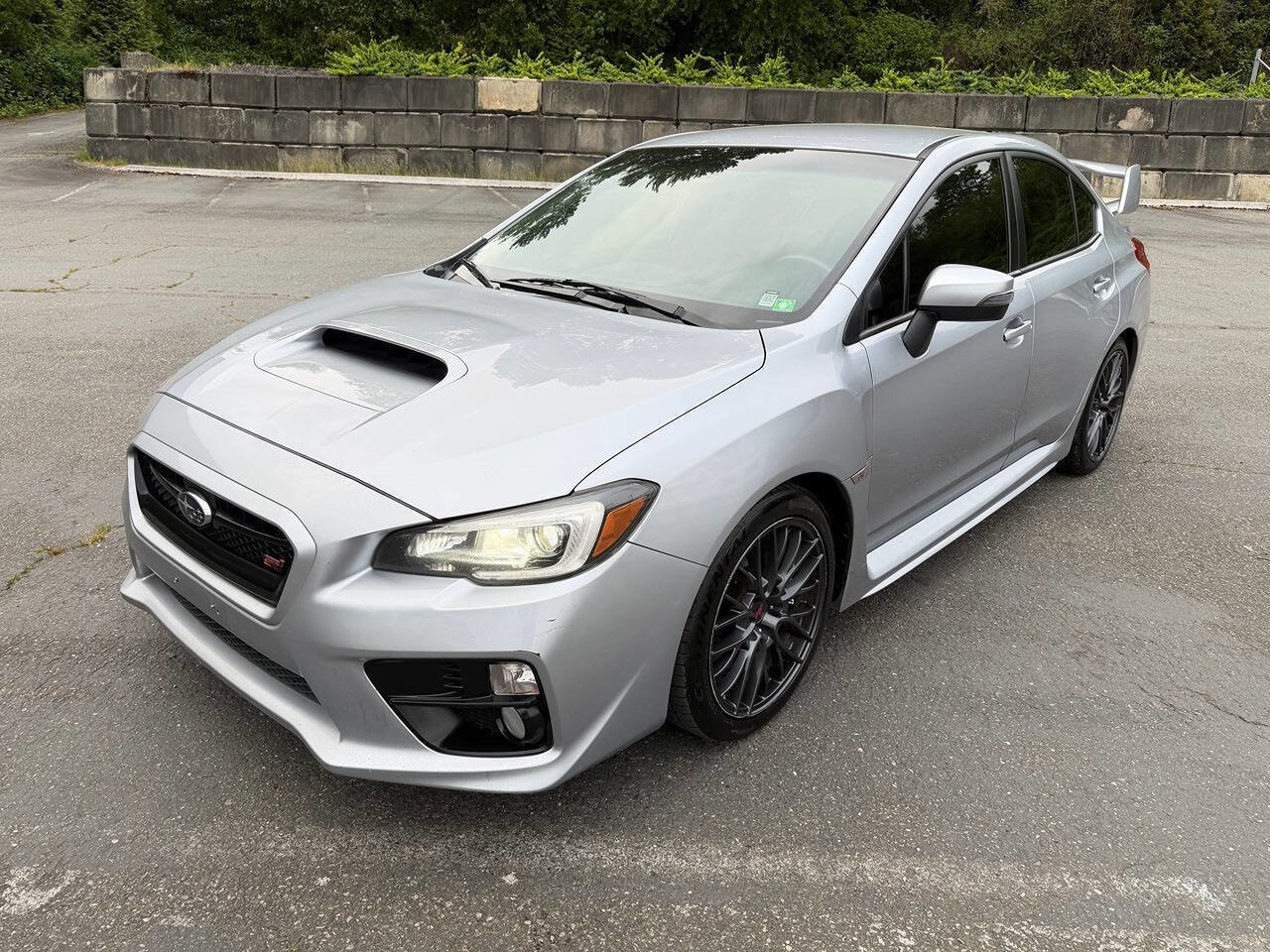 Used 2015 Subaru WRX STI AWD/4WD image 9