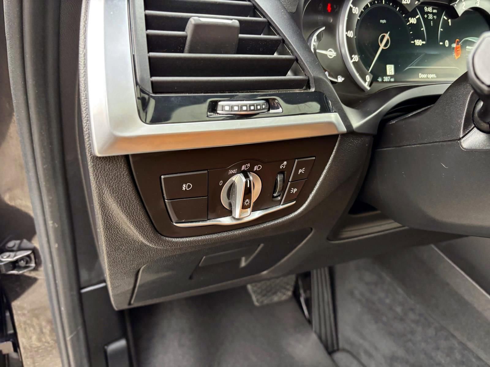 Used 2018 BMW X3 xDrive30i w/ Convenience Package image 14