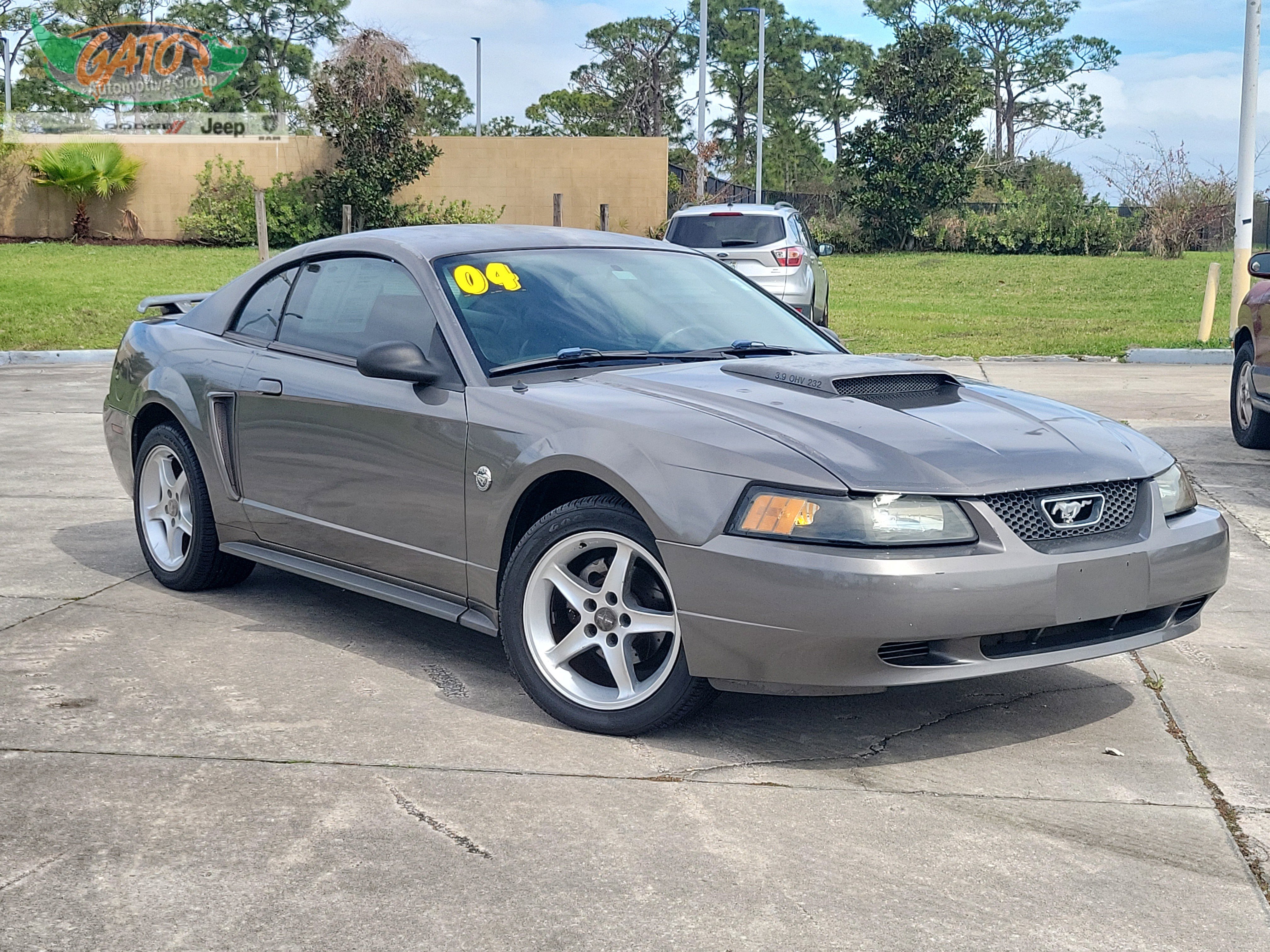 Used 2004 Ford Mustang Premium RWD image 1