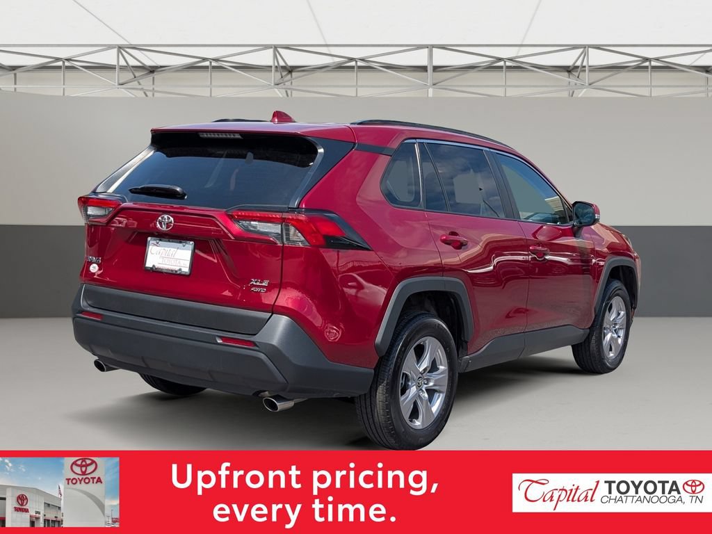 Used 2025 Toyota RAV4 XLE AWD/4WD image 7