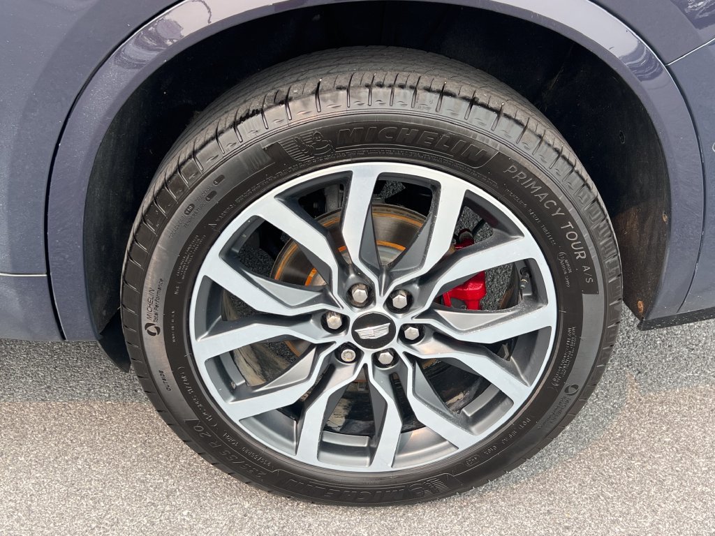 Used 2024 Cadillac XT6 Sport w/ Platinum Package AWD/4WD image 16