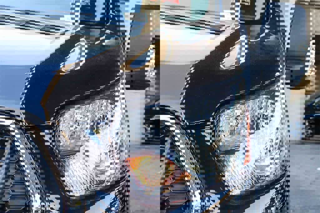 Used 2024 Ford Transit 350 XLT image 7