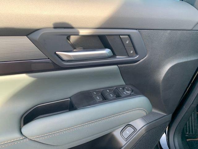 New 2026 GMC Terrain AT4 AWD/4WD image 16
