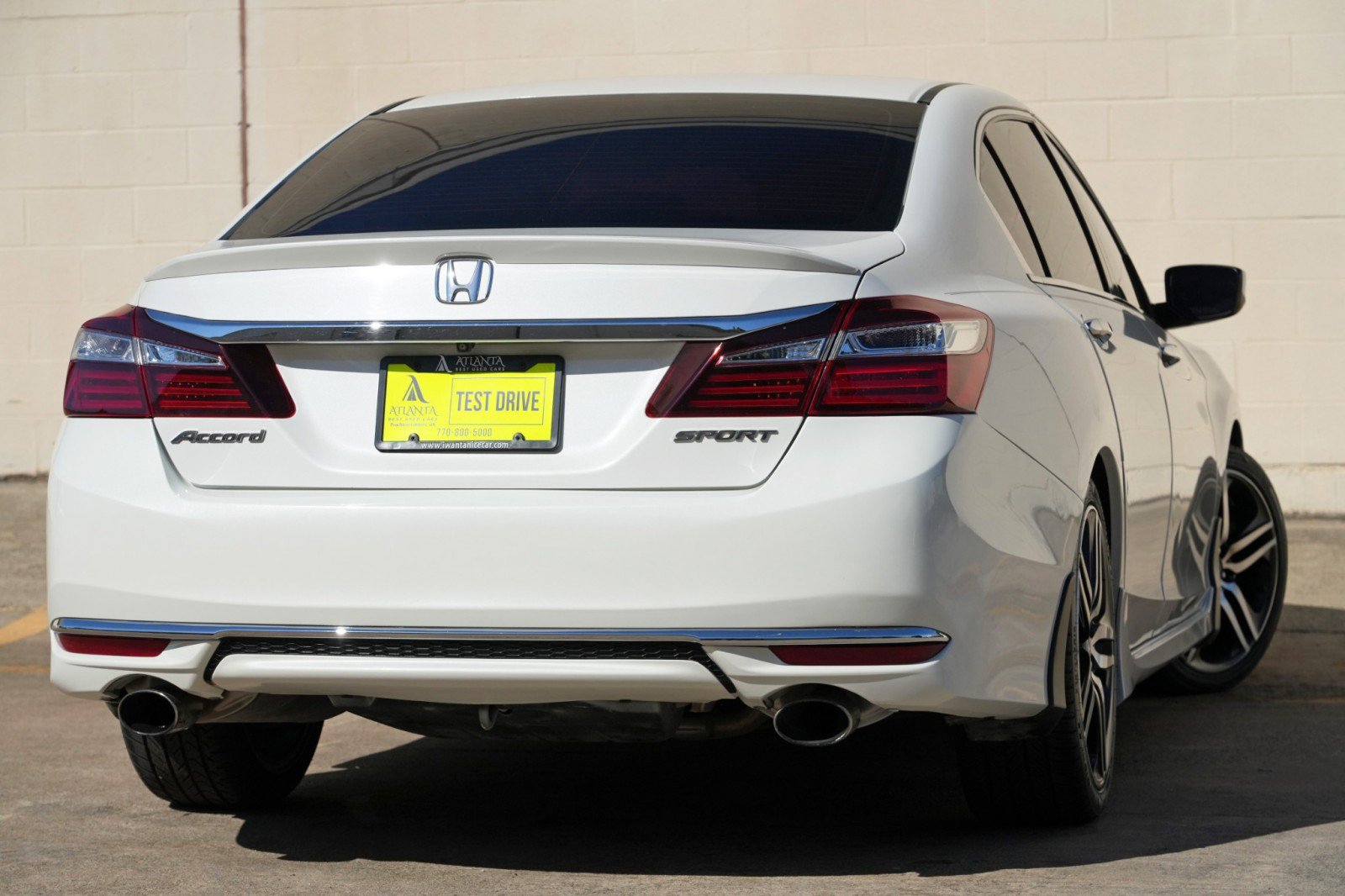 Used 2017 Honda Accord Sport image 4