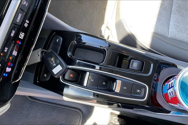 Used 2022 Chevrolet Bolt EUV Premier FWD image 16