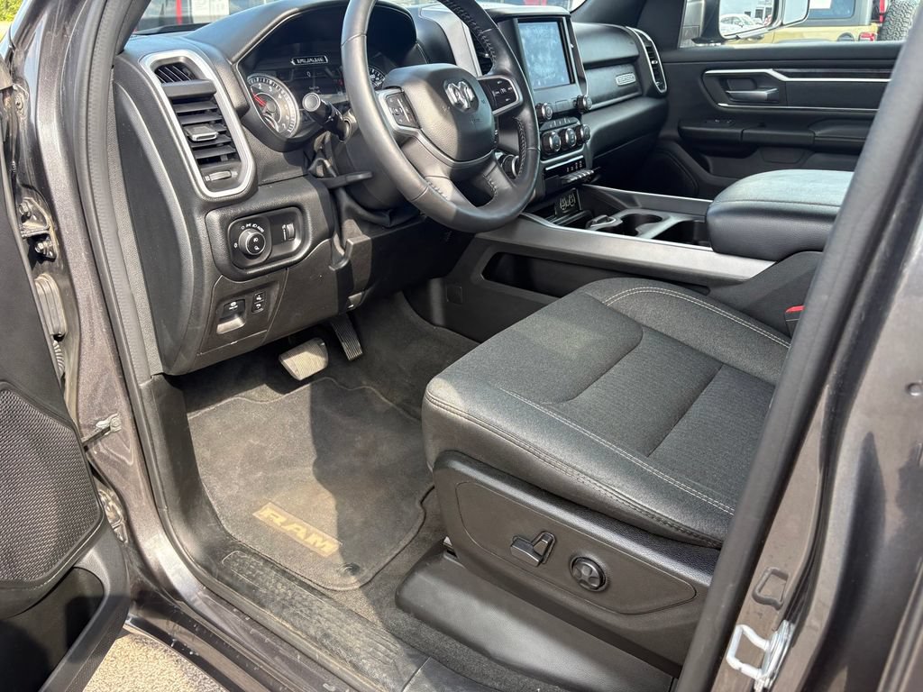 Used 2020 RAM 1500 Big Horn AWD/4WD image 16