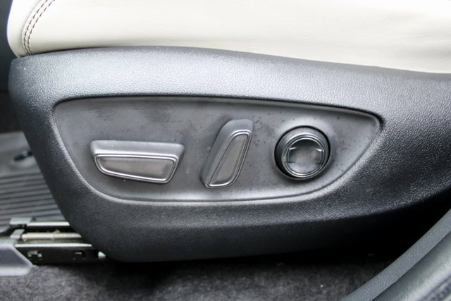 Used 2023 Toyota RAV4 XLE Premium image 14
