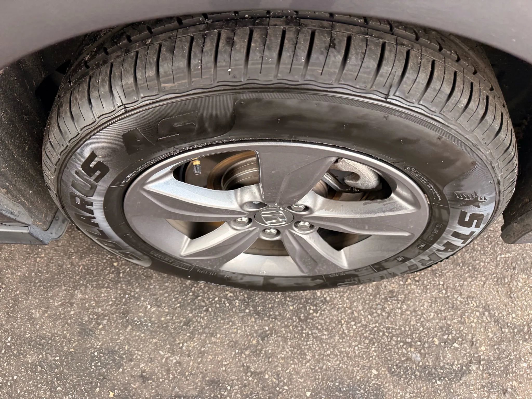 Used 2024 Honda Odyssey EX image 40