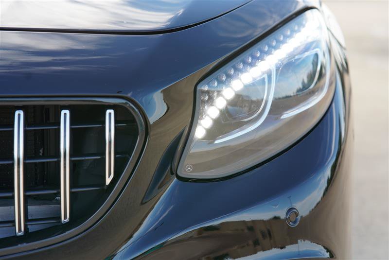 Used 2017 Mercedes-Benz S 63 AMG 4MATIC Coupe w/ Driver Assistance Package image 42