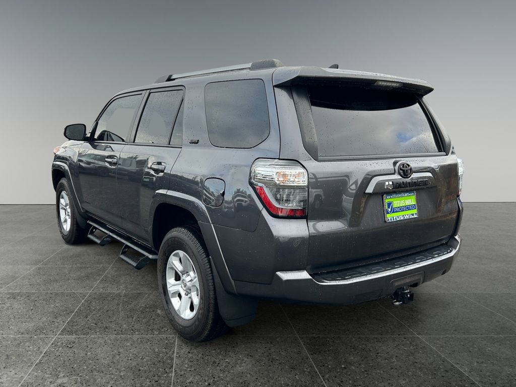 Used 2022 Toyota 4Runner SR5 Premium image 5