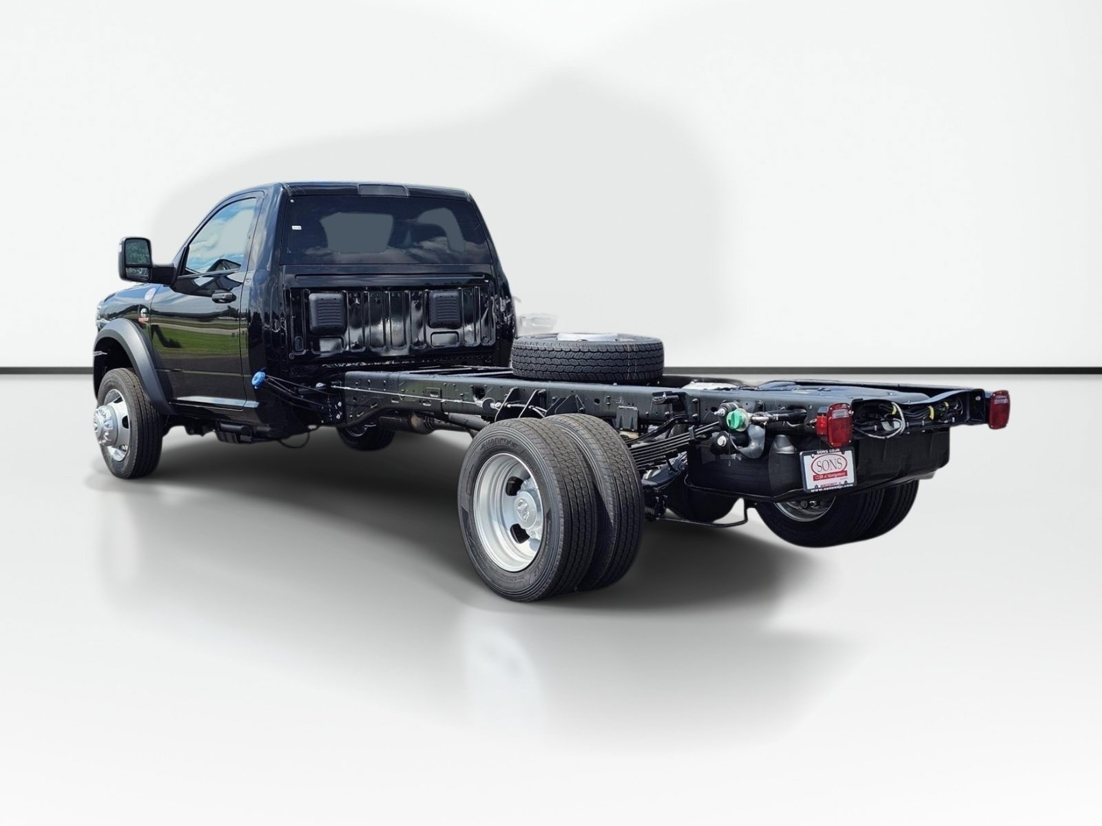 New 2026 RAM 4500 Tradesman w/ Chrome Appearance Group RWD image 14