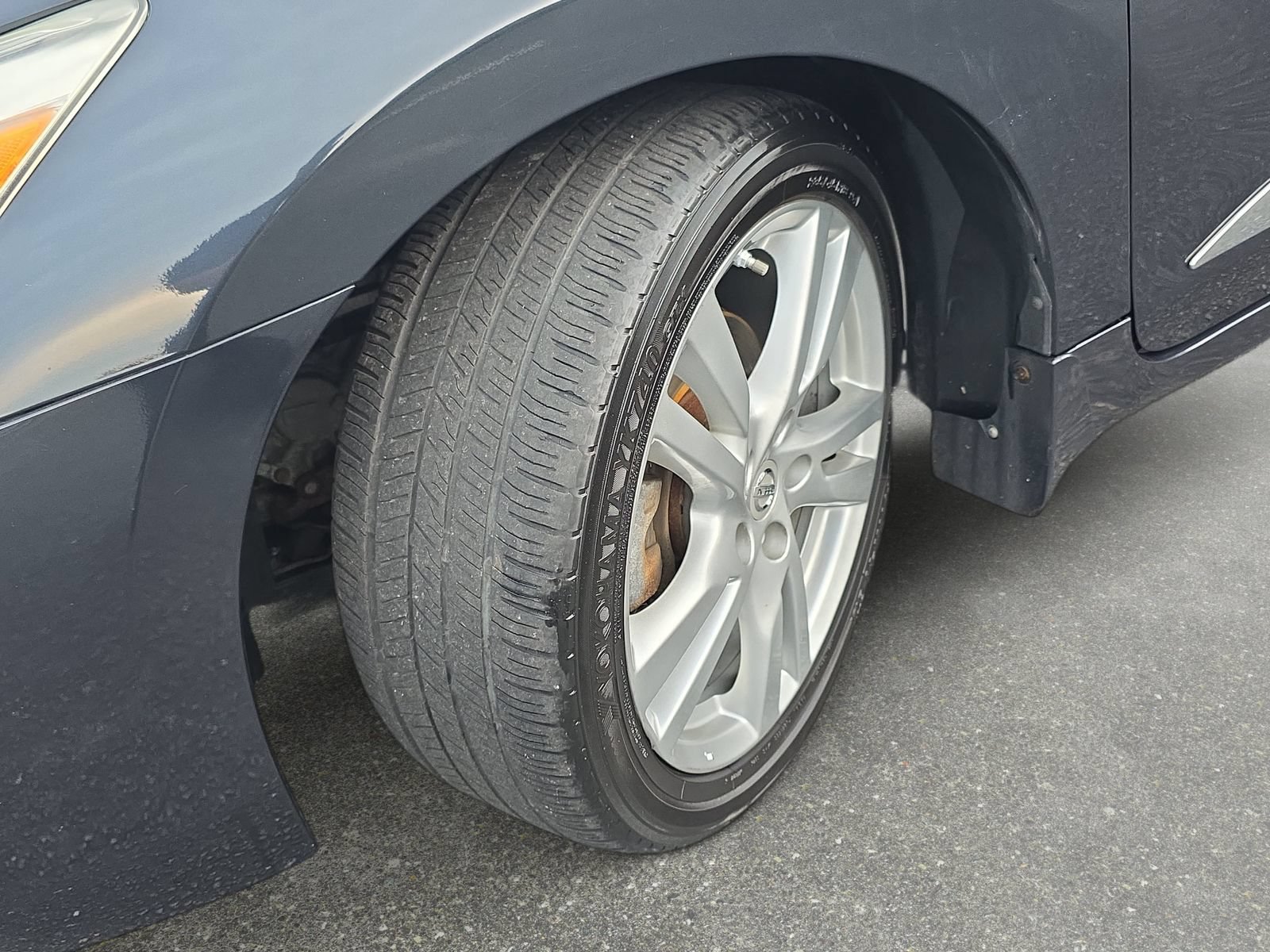 Used 2015 Nissan Altima 3.5 SL FWD image 31