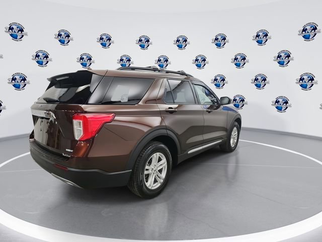 Used 2020 Ford Explorer XLT w/ Equipment Group 202A image 9