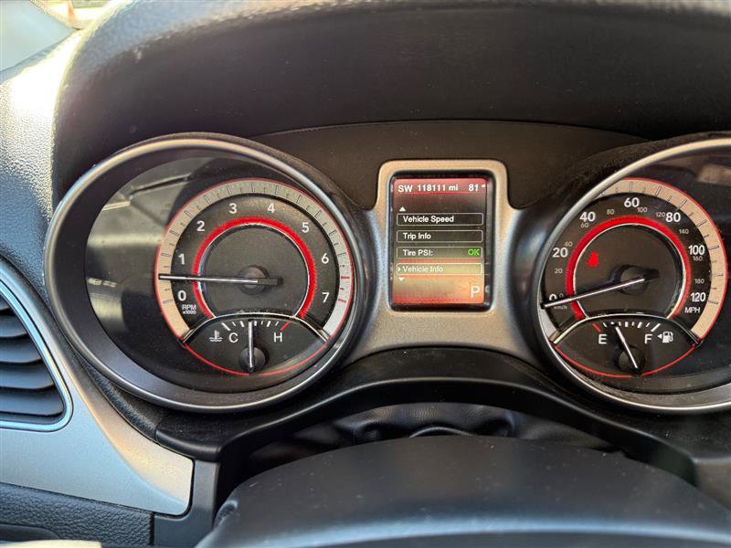 Used 2018 Dodge Journey Crossroad w/ Nav & Sun Group image 32
