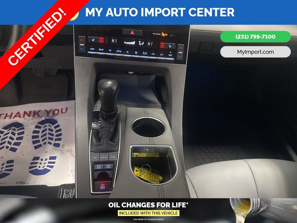 Certified 2021 Toyota Avalon XLE w/ Moonroof Package image 22