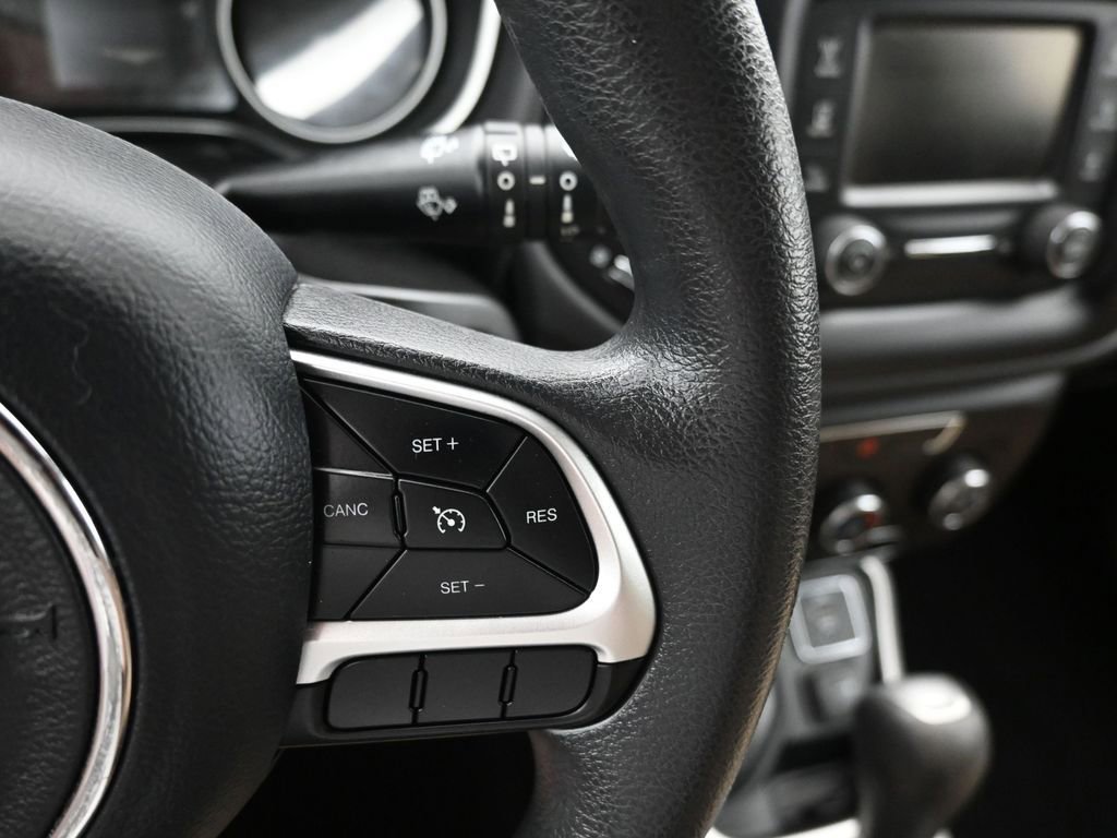 Used 2018 Jeep Compass Sport image 16