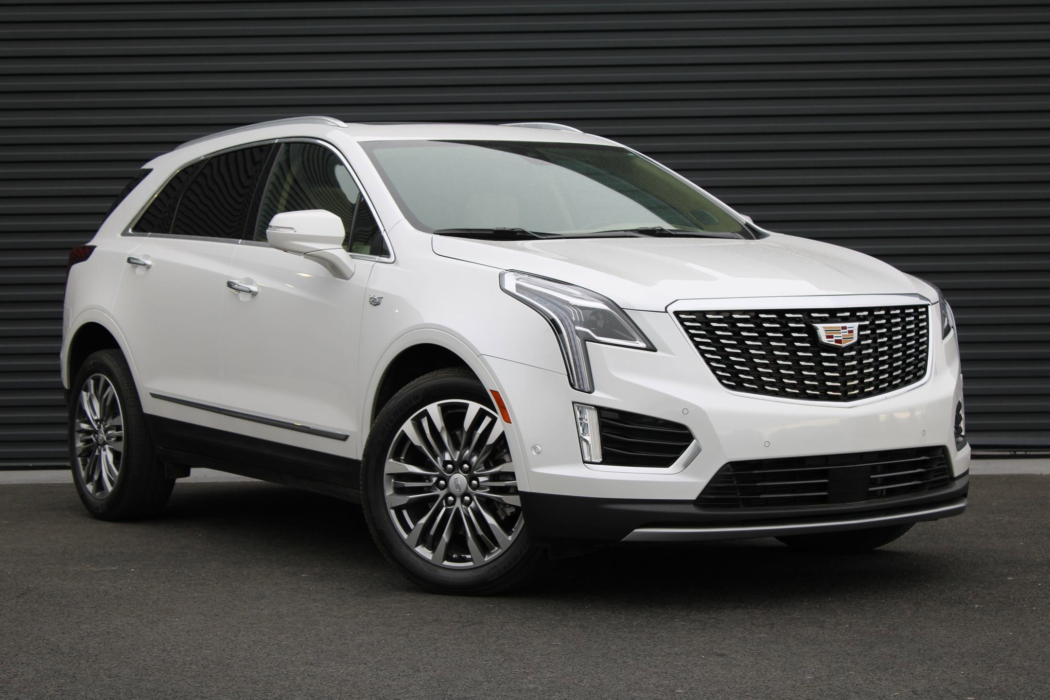 Used 2023 Cadillac XT5 Premium Luxury w/ Platinum Package image 3